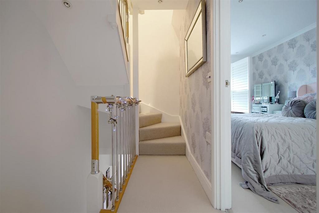 Hallway.jpg