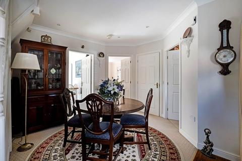 3 bedroom detached house for sale, Railway Crescent, Shipston-on-stour, CV36 4GD