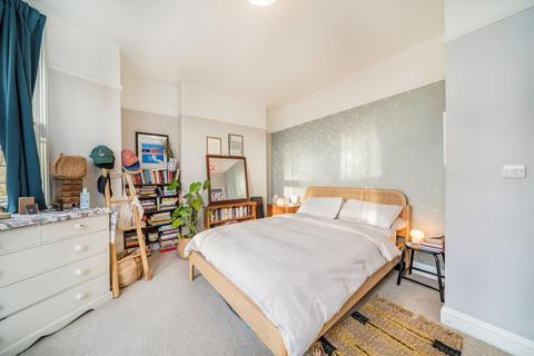 2 bedroom flat for sale, Trinity Rise, London SW2