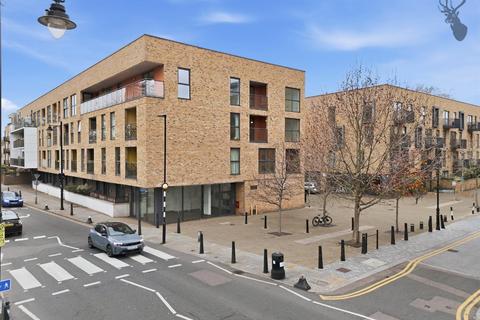 Gunmakers Lane, London