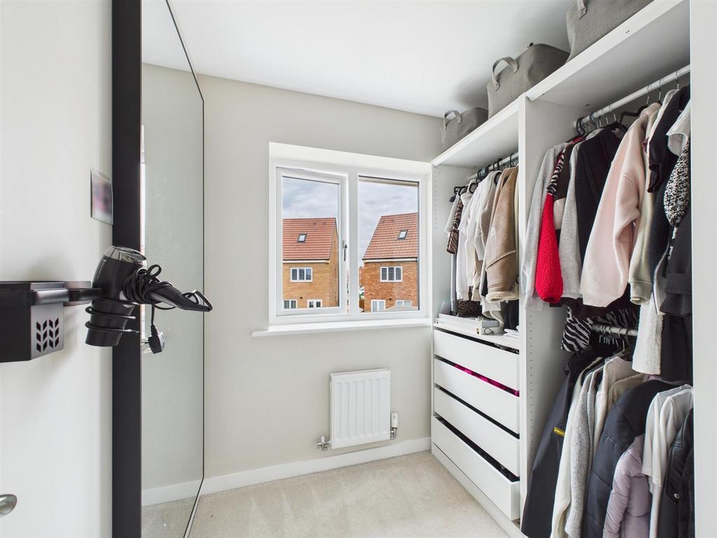 BED 3.jpg