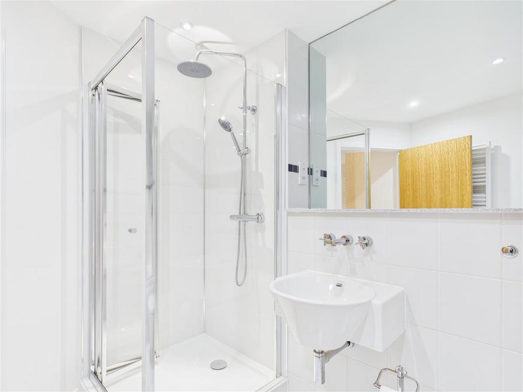 Barthroom 3.jpg