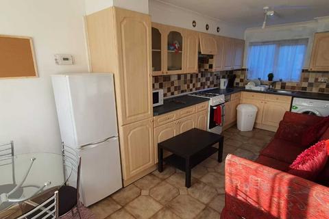 undefined, X2 Rooms available, Northfield, Birmingham, B31