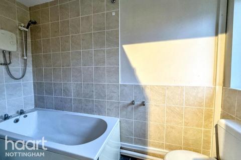 3 bedroom terraced house to rent, Hoyland Avenue, Nottingham