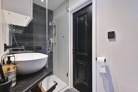 undefined, Avenue Road, St John's Wood, London, NW8