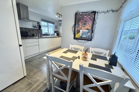 undefined, Newfield Crescent, Leeds