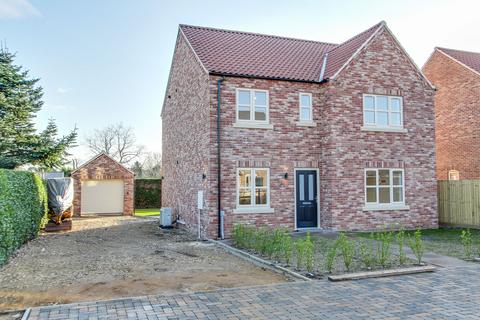 4 bedroom detached house for sale, Jewson Court, Walton Highway, PE14