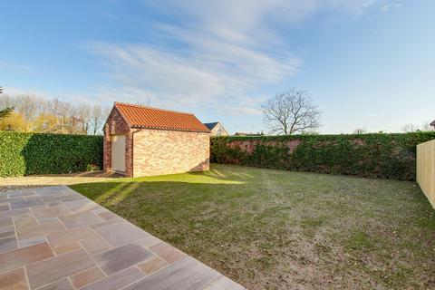 4 bedroom detached house for sale, Jewson Court, Walton Highway, PE14