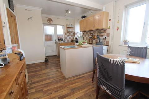 3 bedroom semi-detached house for sale, Crabourne Road, Dudley DY2