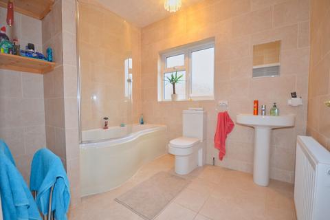 undefined, Albion Road, Kettering, NN16