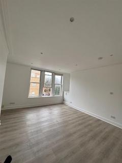 2 bedroom flat to rent, The Gardens, East Dulwich, London, SE22
