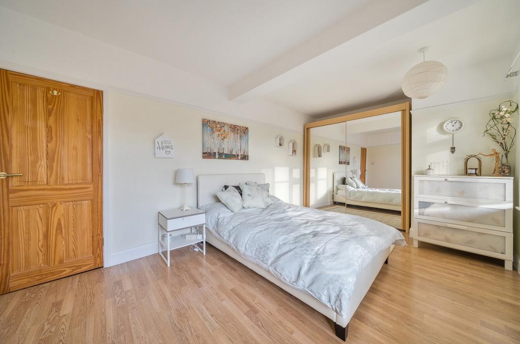 1392828-12-693ff8...