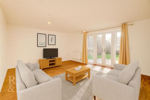 3 bedroom semi-detached house to rent, Heron Crescent, Cotgrave, Nottingham