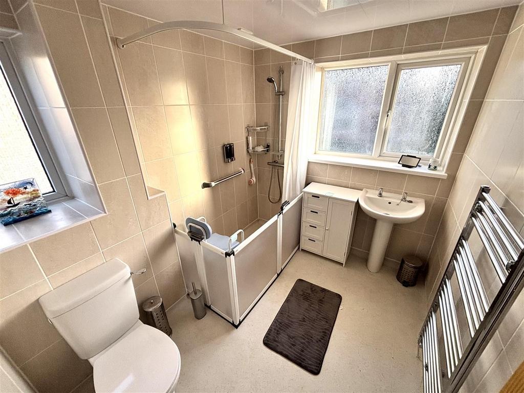 Shower Room/WC
