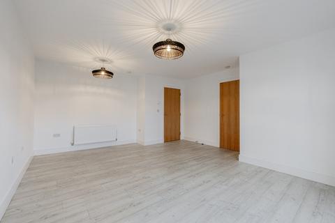 undefined, 3 Crown Crescent, Larbert, Falkirk, FK5 4XP