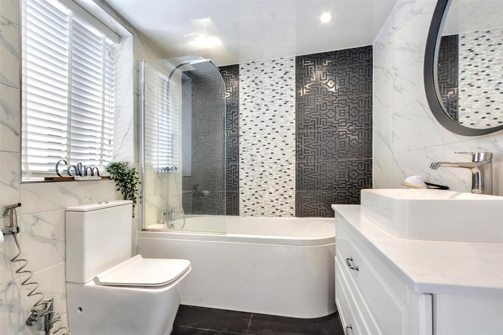 Bathroom.jpeg