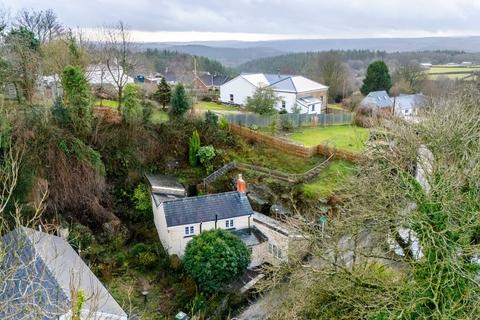 undefined, Ruardean GL17
