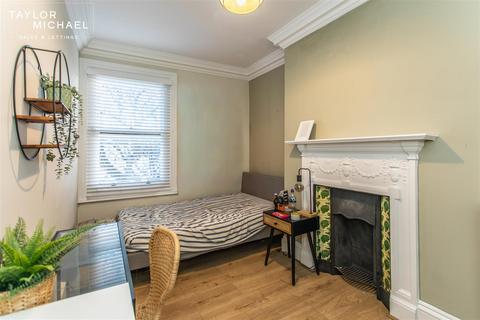 undefined, Brighton Road, Worthing