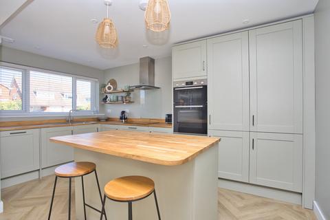 3 bedroom semi-detached house for sale, Foster Way, Deal, Kent, CT14