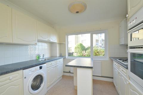 undefined, CHAIN FREE * SHANKLIN