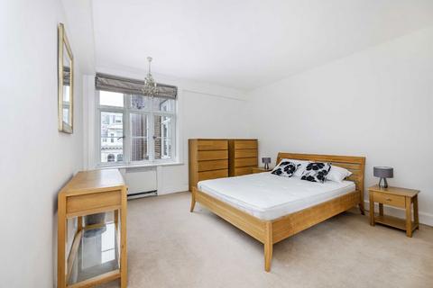 1 bedroom flat to rent, Chesterfield Gardens, London W1J