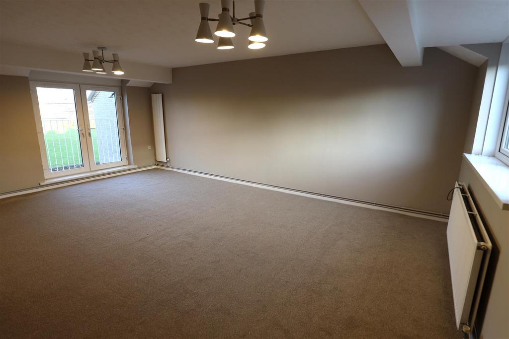 Lounge.JPG