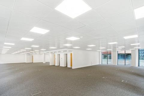 Office to rent, 5 Lloyd's Av London EC3N 3AE
