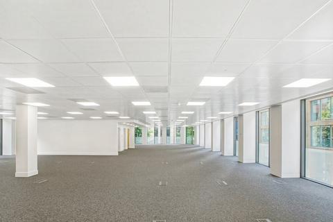Office to rent, 5 Lloyd's Av London EC3N 3AE