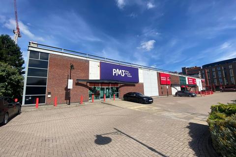 Retail property (high street) to rent, 9 Kirkstall Rd Leeds LS3 1LH