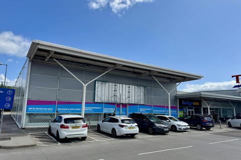 Shop to rent, Oaktree Ln Mansfield NG18 3RT