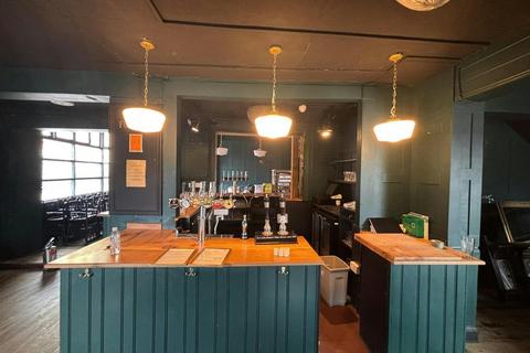 Pub for sale, 93 Queens Rd Hastings TN34 1RL
