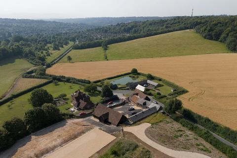 Office to rent, Manor Farm Barns, Hughenden Manor Estate High Wycombe HP13 5UX
