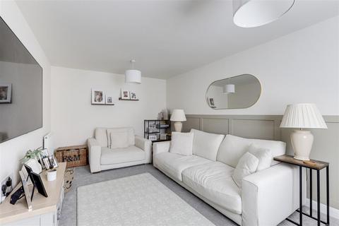 4 bedroom detached house for sale, Johnson Road, Bingham NG13