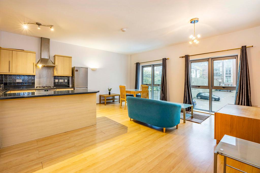 Living/Dining Room