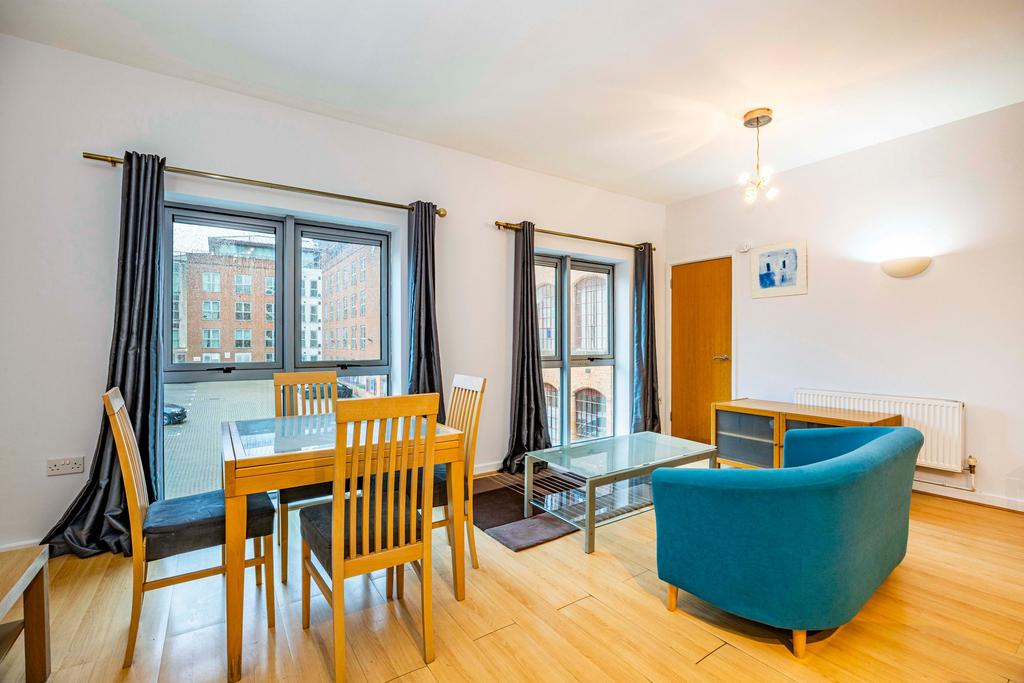 Living/Dining Room