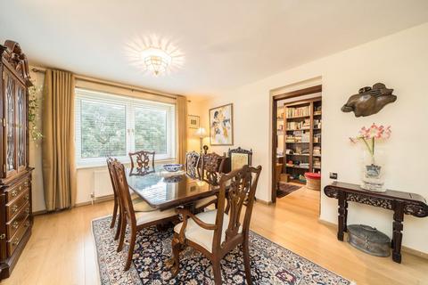3 bedroom flat for sale, Somerset Road, London SW19