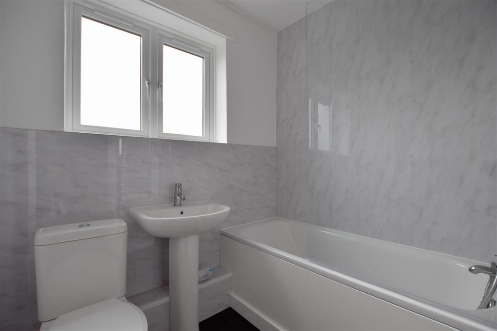 Bathroom.JPG