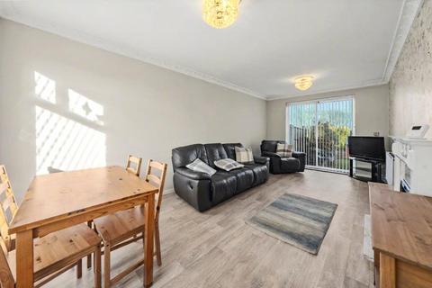 2 bedroom end of terrace house for sale, Bawn Approach, Leeds, West Yorkshire