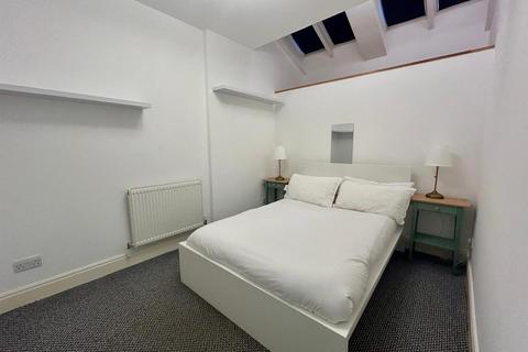 2 bedroom flat to rent, 141 Camden High Street, London NW1