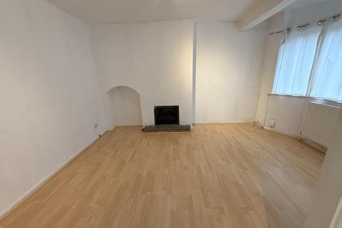 3 bedroom semi-detached house to rent, London, SE6