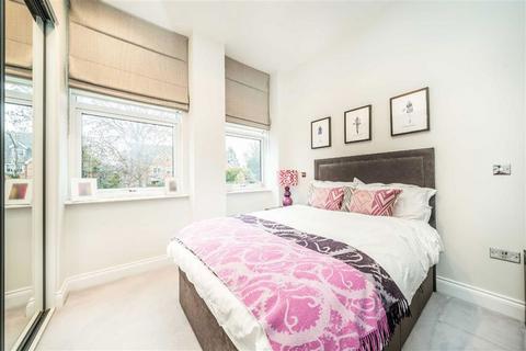 undefined, Hampton Road, Teddington TW11