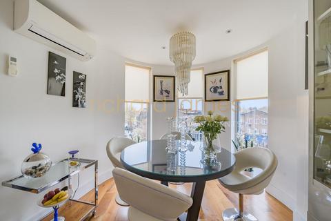 3 bedroom apartment to rent, Flower Lane, Mill Hill, London, NW7