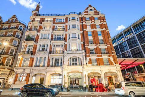 4 bedroom flat for sale, Knightsbridge, Wellington Court, SW1X
