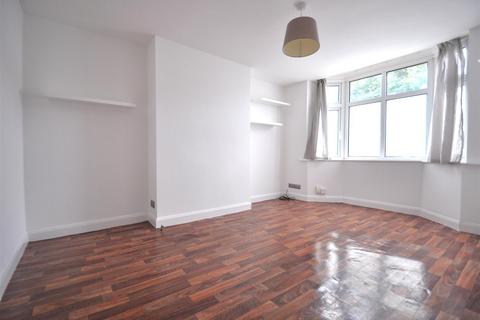 undefined, Brampton Road, Bexleyheath DA7