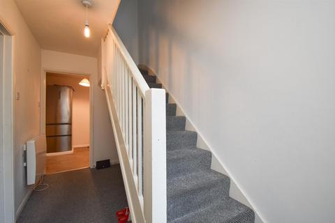 2 bedroom semi-detached house to rent, Edward Terrace, St. Leonards-On-Sea TN38