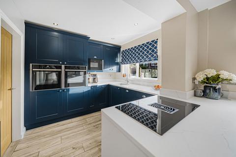 undefined, Oakwood Close, Burnley BB10
