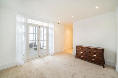 undefined, Clapham Road, London SW9