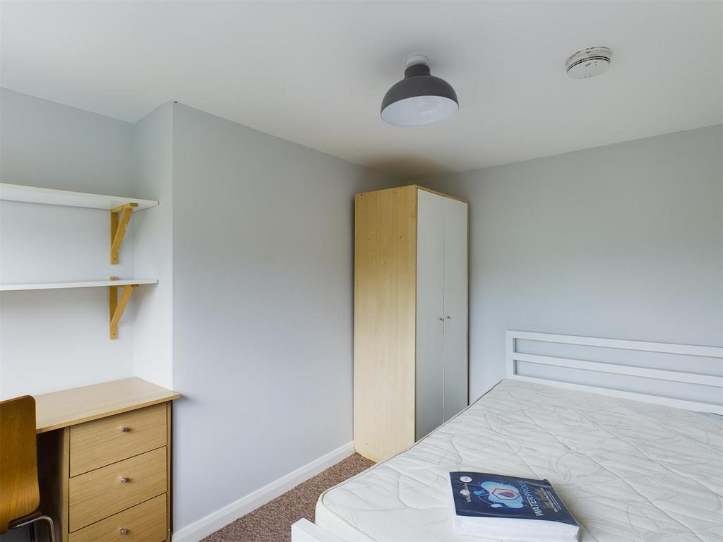 CAM00771 P1-PR0120-STILL05.jpg