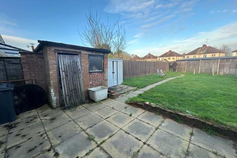 3 bedroom semi-detached house for sale, Keenan Drive, Warwickshire CV12
