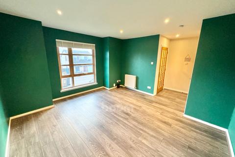 3 bedroom detached house for sale, 68 Braehead, Lochwinnoch